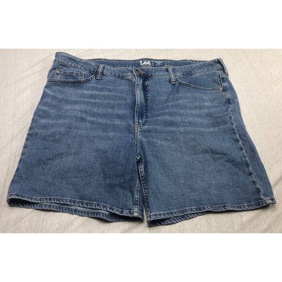 Lee Denim Shorts Regular Fit Mid Rise Size Medium Pockets Zipper Button Blue - Picture 1 of 9